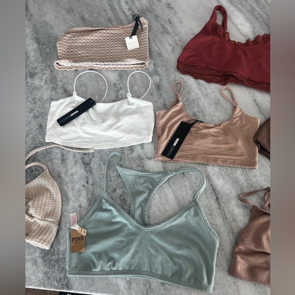 Boho Bundle 9 PC ($250 Value) Anthropologie, Fashion Nova, PINK + Cropped tops 🔥 - Picture 3 of 15